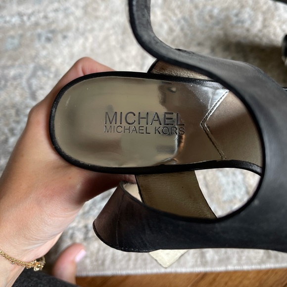 Michael Kors Josephine Wedge, black, 7 đź‘ - Picture 4 of 11